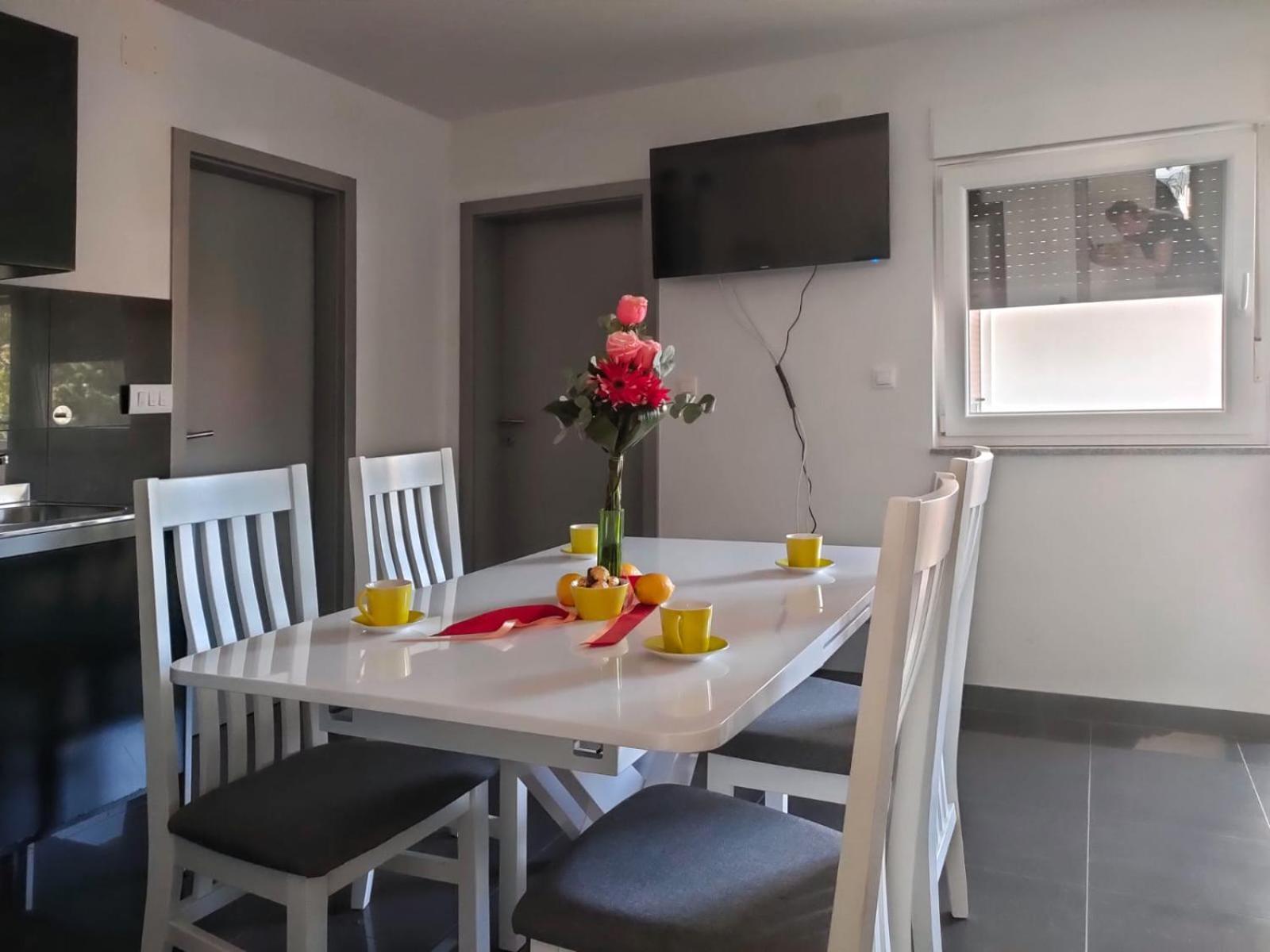 Rafael Apartments Медулин Экстерьер фото