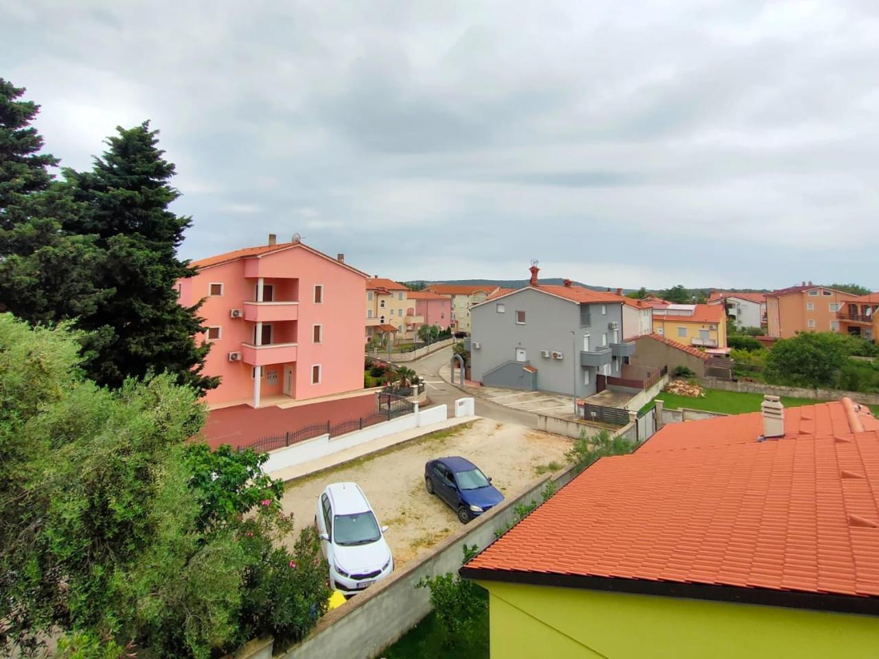 Rafael Apartments Медулин Экстерьер фото